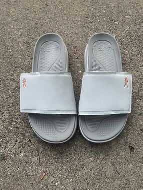 Kuru Gray Slide Sandals with Subtle Orange Size 8 Men
